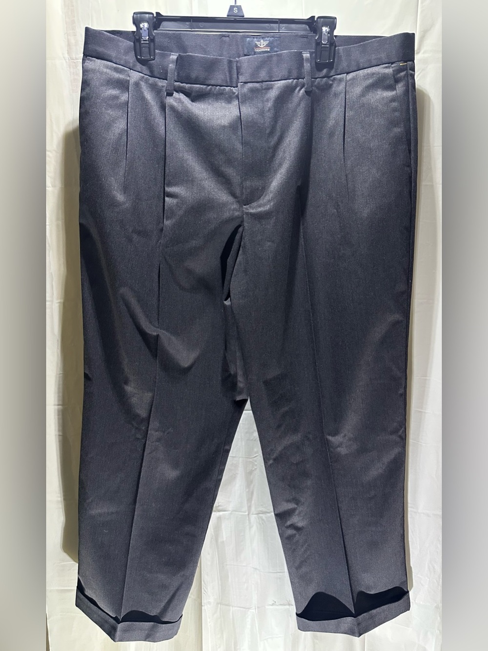 Dockers Men s W38 L29 Relaxed Fit Pants